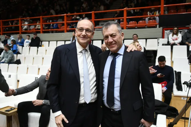 Παρέμβαση Βρούτση για ΕΟΚ - Λιόλιος: «Αυτό πρέπει να κάνει πάντα ένας υπουργός»