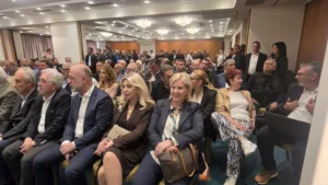 Μήνυμα ενότητας από Κοντογεώργη και Κονταδάκη: «Θα πάμε μπροστά ή πίσω;»