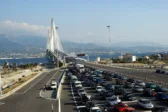 Γέφυρα Ρίου-Αντιρρίου: «Χαμός» από κίνηση, γιατί δεν υπάρχει φέρι μπόουτ