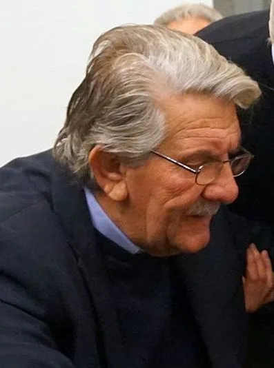 Αιγιάλεια: Τι φταίει και η δημοτική Αρχή ταλανίζεται από εμφυλίους; - Πρώην δήμαρχοι ρίχνουν «φως»