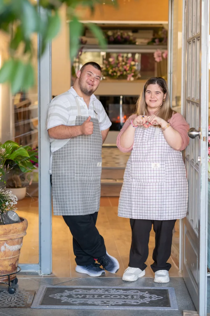 H ΗΕLLENiQ ΕNERGY στηρίζει το πρώτο κοινωνικό καφενείο με εργαζόμενους ΑμεΑ στο Θριάσιο