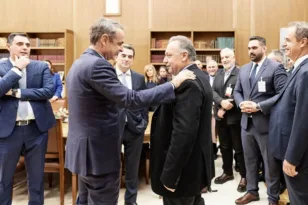 Μπαίνει στα νέα γραφεία η ΔΕΕΠ Αχαϊας της ΝΔ