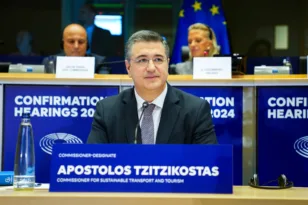 ΕΕ: Σχέδιο για κοινή χρήση αποθεμάτων καυσίμων αεροσκαφών σε περίπτωση κρίσης