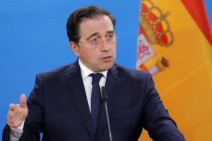 Αλμπάρες: Η Ευρώπη πρέπει να πάρει στα χέρια της την ασφάλειά της μετά τις απειλές Τραμπ για το ΝΑΤΟ