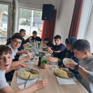 Οι κολυμβητές της ΝΕΠ σε καμπ στο Ναύπλιο