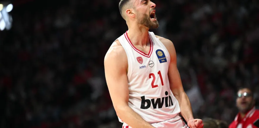 Ο Ολυμπιακός σάρωσε τη Μύκονο στο ΣΕΦ με κορυφαίο τον Νετζήπογλου