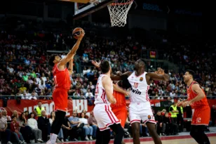 Μουστάφα Φαλ: Επέστρεψε μετά από σχεδόν ένα χρόνο σε επίσημο παιχνίδι ΒΙΝΤΕΟ