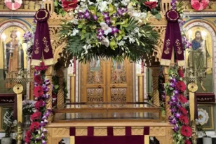 Πάτρα- Αγία Ειρήνη: Ένας Επιτάφιος «κέντημα» ΦΩΤΟ