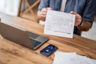 Μην κάνετε το λάθος που ίσως σας «χαλάσει» τη ζωή: Αυτά τα στοιχεία για κανένα λόγο δεν τα δίνουμε στο AI