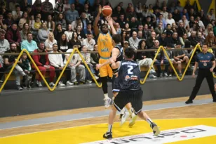 Μεγάλη μάχη στην Πάτρα: Τον πρώτο λόγο οι άμυνες στο ΑΕ Γλαύκου Έσπερου-Πανελευσινιακός