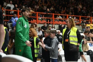 Προμηθέας-Παναθηναϊκός: Κερκίδες με δροσιά, ομορφιά και χαμόγελα - Φωτογραφίες