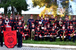 Εντυπωσιακή η Φιλαρμονική Λεχαινών στο Μεσολόγγι – Απούσα η Δημοτική Μπάντα Πατρέων