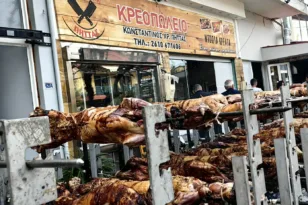 Πάτρα: Κρεοπώλης έστησε σούβλα για 80 αρνιά-Θα τα δίνει …take away ΦΩΤΟ
