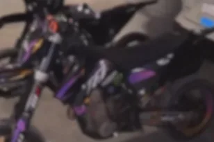 Δύο νεαροί έκαναν σούζες και τους ταυτοποίησαν μέσω στα social media ΒΙΝΤΕΟ