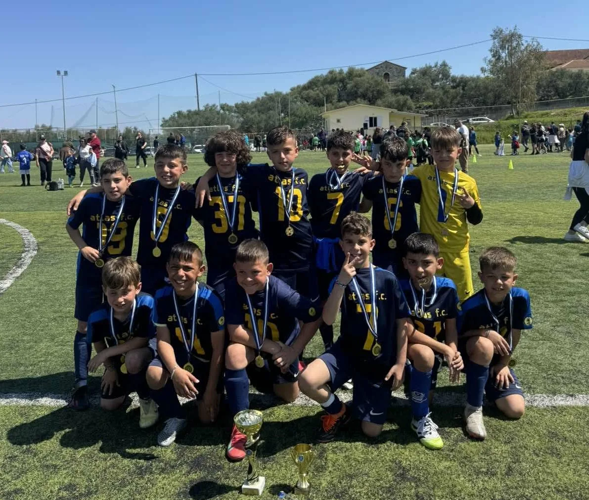 Οι «μικροί» του Άτλαντα Πατρών κέρδισαν εμπειρίες και σήκωσαν κούπα στη Ζάκυνθο ΦΩΤΟ