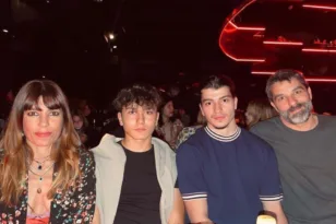 Πέτρος Λαγούτης και Μυρτώ Αλικάκη: Η πρώτη φορά που οι γιοι τους μιλούν για το διαζύγιο των γονιών τους