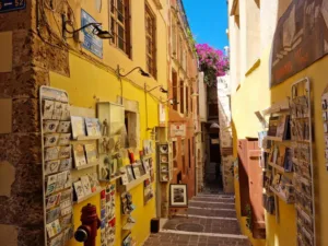 Ελλάδα: Το ταξίδι στον χρόνο με τις παλιές πόλεις, εκεί που η ιστορία συναντά τη ρομαντική ατμόσφαιρα