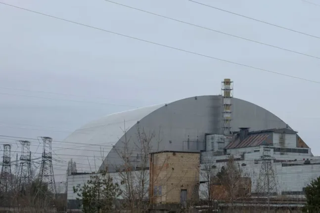Τσερνόμπιλ: Η Ουκρανία καταγγέλλει ρωσικά drones και Kinzhal κοντά στον σταθμό