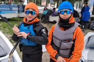 Ελαμψαν στη λίμνη Γκάρντα οι ιστιοπλόοι του ΙΟΠ