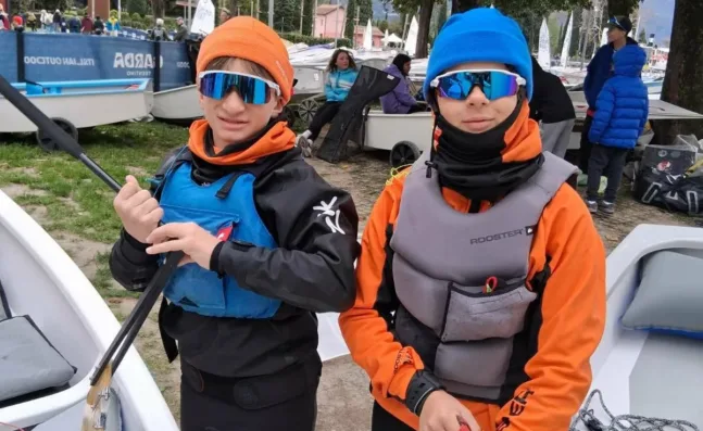 Ελαμψαν στη λίμνη Γκάρντα οι ιστιοπλόοι του ΙΟΠ