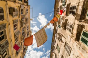 Ελλάδα: Το ταξίδι στον χρόνο με τις παλιές πόλεις, εκεί που η ιστορία συναντά τη ρομαντική ατμόσφαιρα