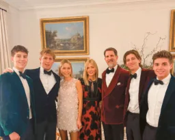 ΣτΕ: Με το επώνυμο «Ντε Γκρες» και ελληνική ιθαγένεια τα μέλη της τέως βασιλικής οικογένειας