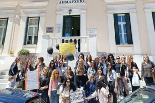 Αιγιάλεια: «Επαναστάτησαν» οι εργαζόμενοι σε ΚΔΑΠ και Παιδικούς Σταθμούς – Για ποιο λόγο