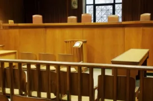 Τρίκαλα: 3 χρόνια φυλάκιση σε 33χρονο για ενδοοικογενειακή βία και απειλή με όπλο