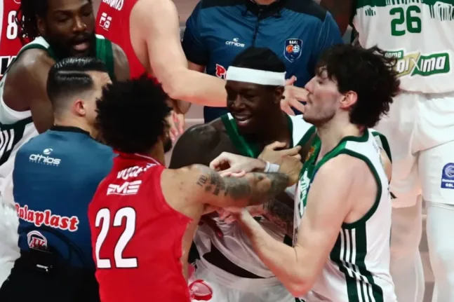 Stoiximan GBL: Ποινές σε Ντόρσεϊ, Ναν και Λεσόρ μετά τη σύρραξη στο ντέρμπι «αιωνίων»