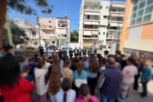 Πάτρα: Ο Δήμος τίμησε με παιδιά τον αντιδικτατορικό αγώνα – Με αφορμή την 21η Απριλίου