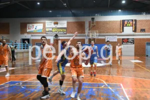 Τα Αραχωβίτικα/Ακταίο πήραν το ντέρμπι με την ΕΑΠ, η ΑΕ Ροϊτίκων το «25 στα 25»! ΦΩΤΟ