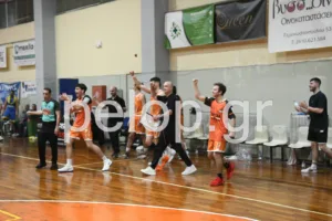 Τα Αραχωβίτικα/Ακταίο πήραν το ντέρμπι με την ΕΑΠ, η ΑΕ Ροϊτίκων το «25 στα 25»! ΦΩΤΟ