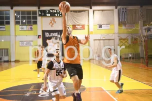 Τα Αραχωβίτικα/Ακταίο πήραν το ντέρμπι με την ΕΑΠ, η ΑΕ Ροϊτίκων το «25 στα 25»! ΦΩΤΟ