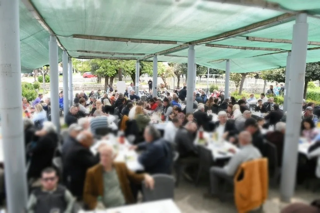 Πάτρα: Με ευχές και χαμόγελα το Πασχαλινό Γλέντι του Δήμου ΦΩΤΟ