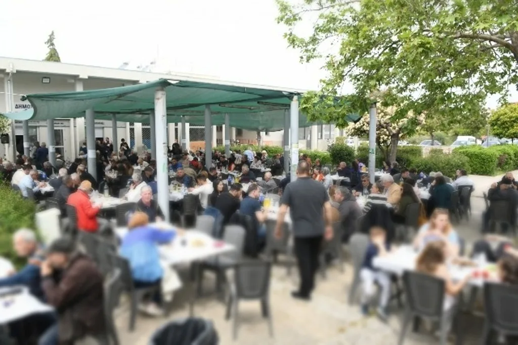 Πάτρα: Με ευχές και χαμόγελα το Πασχαλινό Γλέντι του Δήμου ΦΩΤΟ