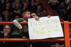 Προμηθέας-Παναθηναϊκός: Κερκίδες με δροσιά, ομορφιά και χαμόγελα - Φωτογραφίες