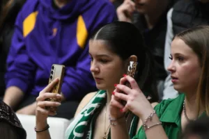 Προμηθέας-Παναθηναϊκός: Κερκίδες με δροσιά, ομορφιά και χαμόγελα - Φωτογραφίες