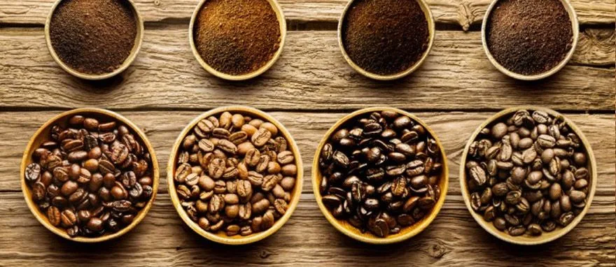 Εγκέφαλος: 7 τροφές και ποτά που κάθε νευροχειρουργός αποφεύγει συστηματικά