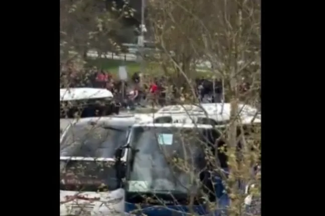 Άγριο ξύλο μεταξύ οπαδών στο Μόναχο λίγο πριν από αγώνα της Μπάγερν