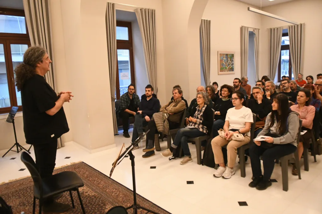 Πάτρα: Ο Ευγένιος Βούλγαρης άνοιξε τη «Μελωδική τροπικότητα» στις «Δευτέρες στο Ωδείο» ΦΩΤΟ