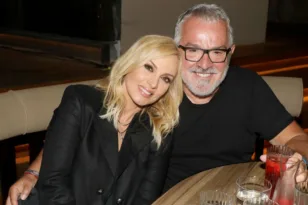 Στη Μονή των παπαροκάδων η Πέγκυ Ζήνα! ΦΩΤΟΓΡΑΦΙΑ