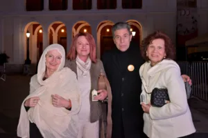 Πάτρα: Κατάνυξη από τις «ΣΦήγΚΕΣ» στην πλατεία Γεωργίου ΦΩΤΟ