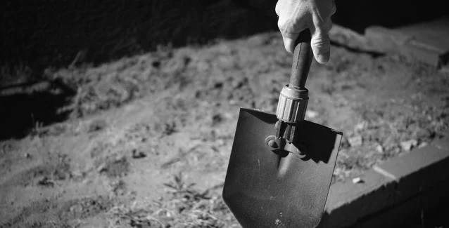 Βραζιλία: Φρίκη με 5χρονη που βρέθηκε θαμμένη σε τάφο από τσιμέντο