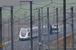 Γαλλία: Συγκρούστηκε τρένο με όχημα στρατιωτικής φάλαγγας-Νεκρός ο μηχανοδηγός