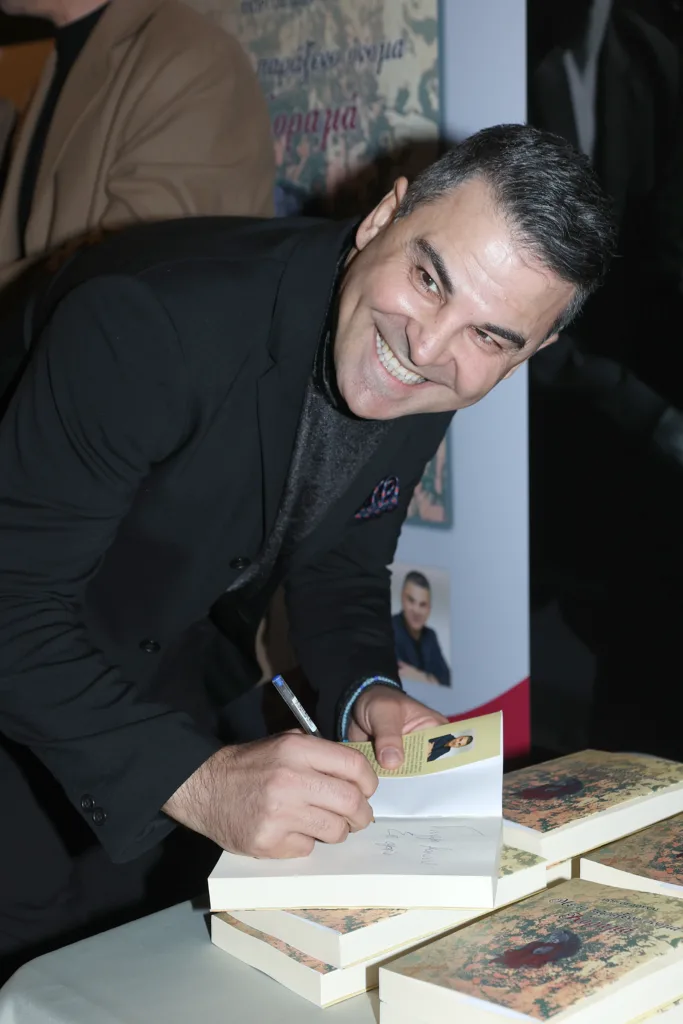 Γιώργος Δούκας: Εκεί που ο μύθος συναντά τη βία της εξουσίας και η ύβρις οδηγεί στην καταστροφή