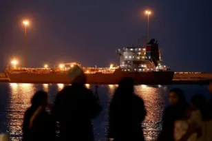 Νέα δεδομένα στον πόλεμο με τις χώρες του Κόλπου να ζητούν από τον ΟΗΕ να ανοίξουν «με χρήση βίας» τα Στενά του Ορμούζ