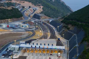 Ιόνια Οδός: Oδηγούσε ανάποδα για 6,5 χιλιόμετρα, είπε ότι μπερδεύτηκε!