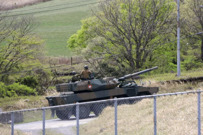 Τρεις νεκροί σε άσκηση στην Ιαπωνία μετά από έκρηξη οβίδας μέσα σε τανκ ΒΙΝΤΕΟ