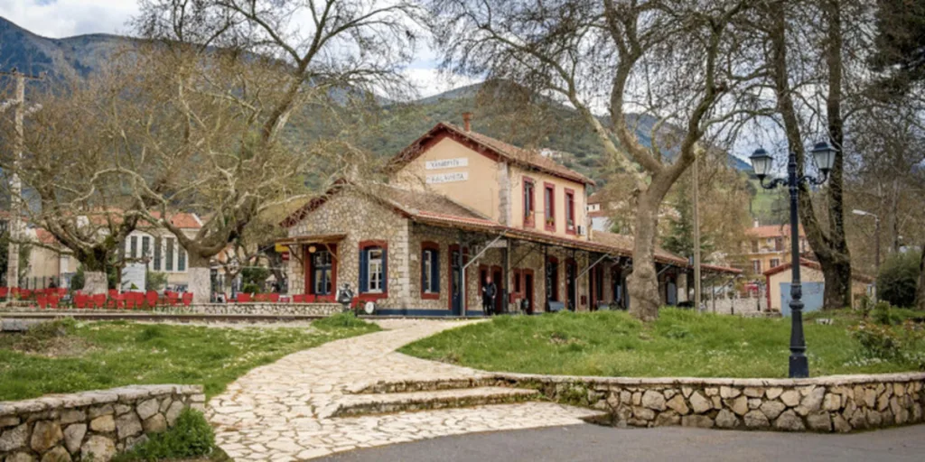 Weekend Σεπτεμβρίου: 10 προορισμοί κοντά στην Πάτρα για δύο ημέρες Weekend Σεπτεμβρίου: 10 προορισμοί κοντά στην Πάτρα για δύο ημέρες