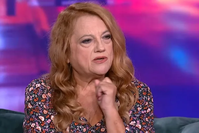 Ελένη Καστάνη: «Δεν μπορώ τα τεράστια νύχια» – Τι είπε για τη σύντροφο του γιου της